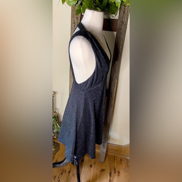 🔥Free People "Dance of the night" Black Shimmer Halter Dress🔥 - Picture 5 of 11